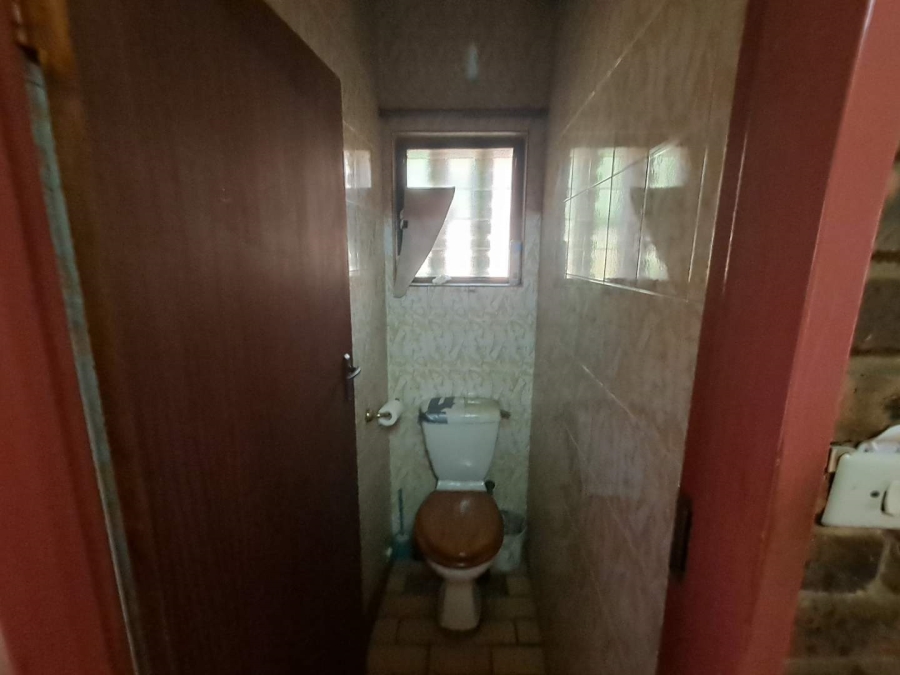 4 Bedroom Property for Sale in Glenvista Gauteng