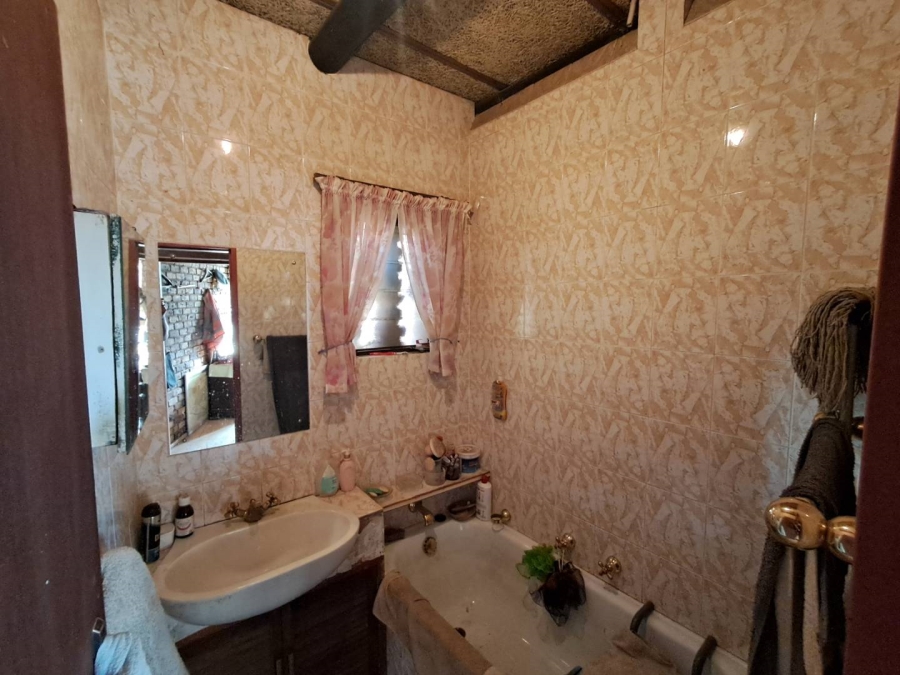 4 Bedroom Property for Sale in Glenvista Gauteng