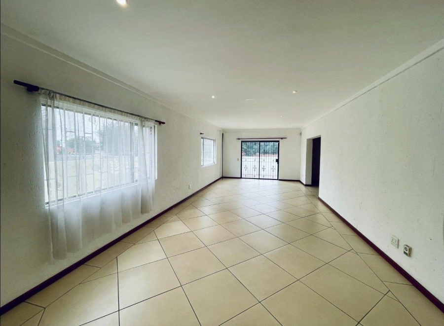 5 Bedroom Property for Sale in Meyersdal Gauteng