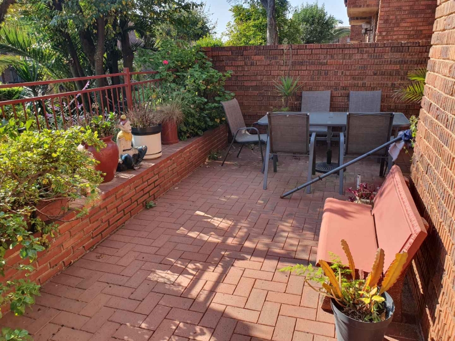 3 Bedroom Property for Sale in The Hill Gauteng