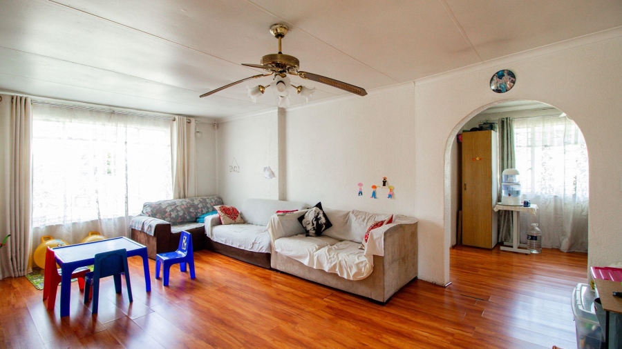 3 Bedroom Property for Sale in Bakerton Gauteng
