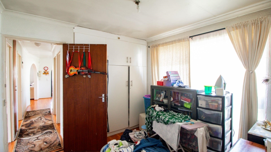 3 Bedroom Property for Sale in Bakerton Gauteng