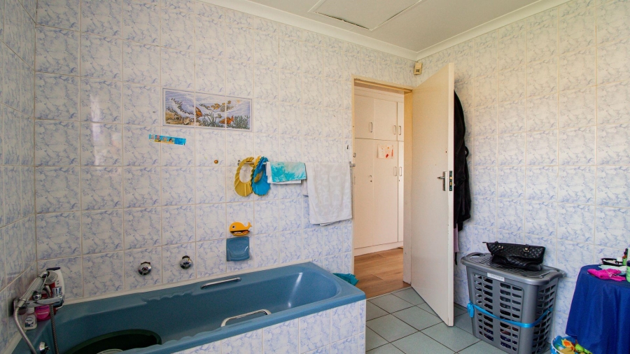 3 Bedroom Property for Sale in Bakerton Gauteng