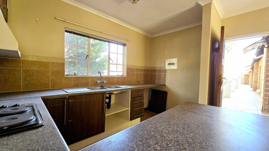 2 Bedroom Property for Sale in Mooikloof Ridge Gauteng