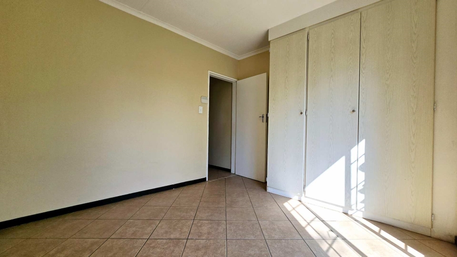 2 Bedroom Property for Sale in Mooikloof Ridge Gauteng
