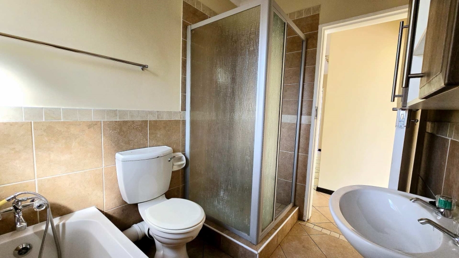 2 Bedroom Property for Sale in Mooikloof Ridge Gauteng