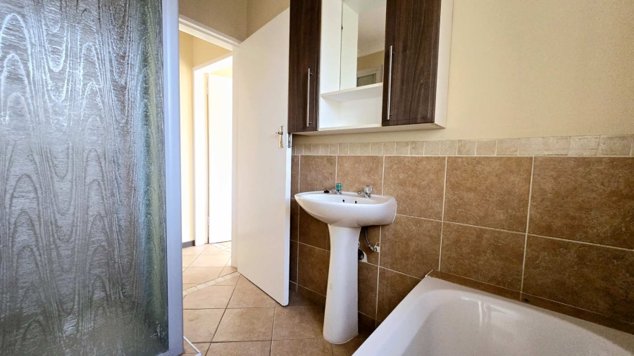 2 Bedroom Property for Sale in Mooikloof Ridge Gauteng