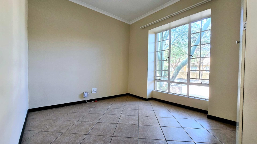 2 Bedroom Property for Sale in Mooikloof Ridge Gauteng