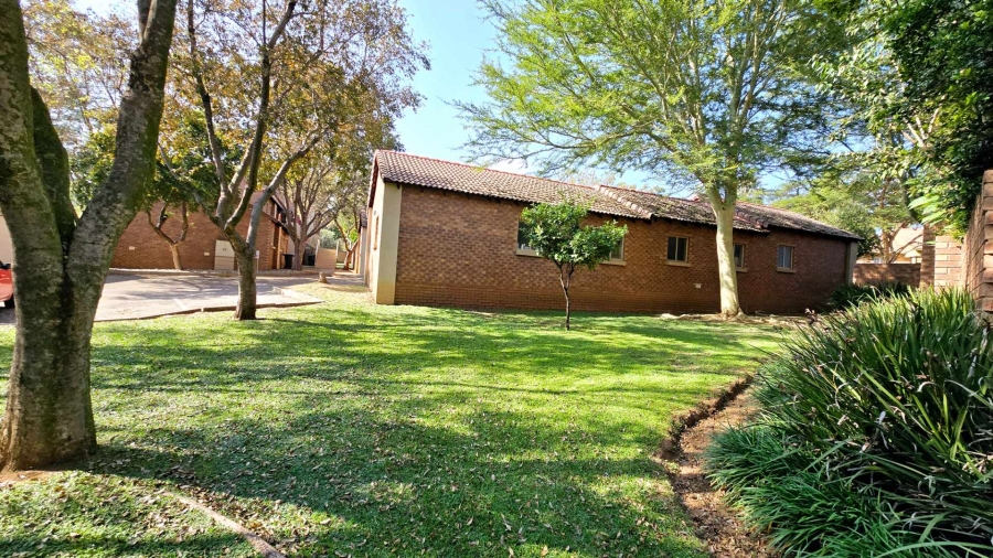 2 Bedroom Property for Sale in Mooikloof Ridge Gauteng