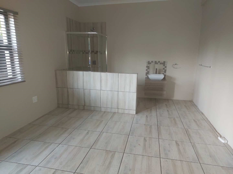 4 Bedroom Property for Sale in Sinoville Gauteng