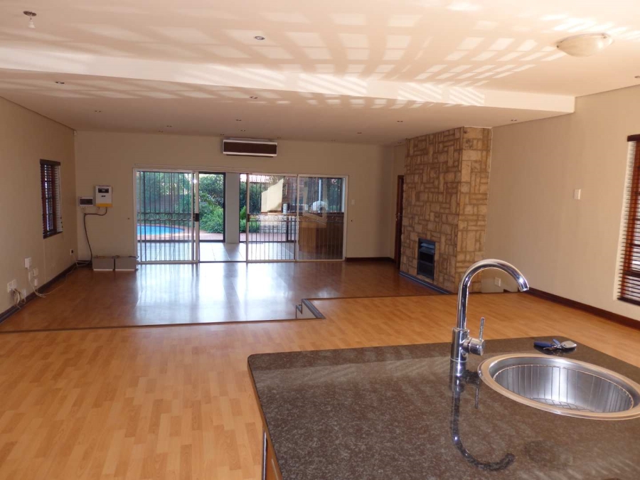 4 Bedroom Property for Sale in Sinoville Gauteng