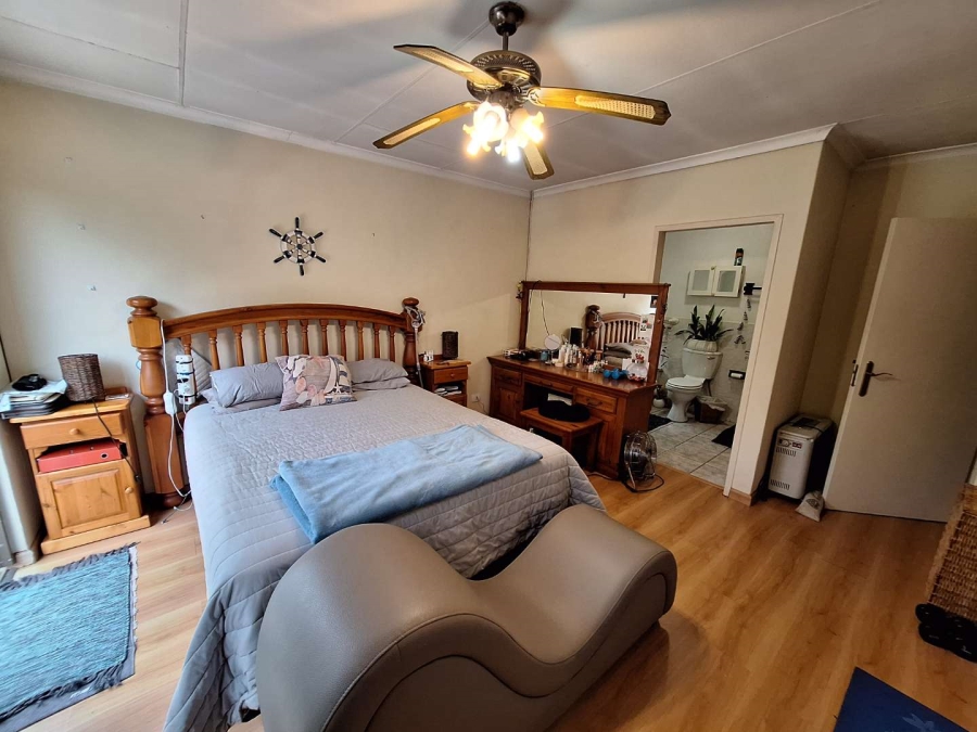 To Let 3 Bedroom Property for Rent in Weltevreden Park Gauteng