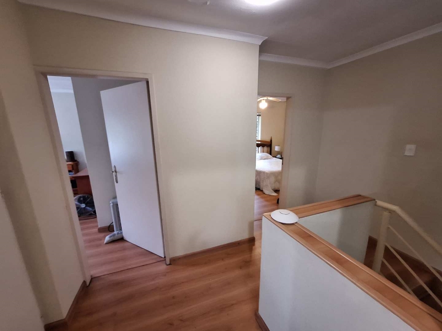 To Let 3 Bedroom Property for Rent in Weltevreden Park Gauteng