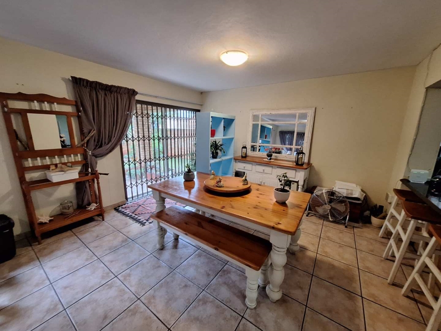 To Let 3 Bedroom Property for Rent in Weltevreden Park Gauteng