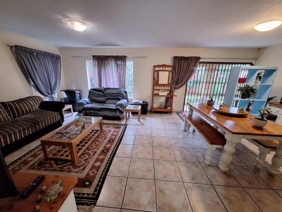 To Let 3 Bedroom Property for Rent in Weltevreden Park Gauteng