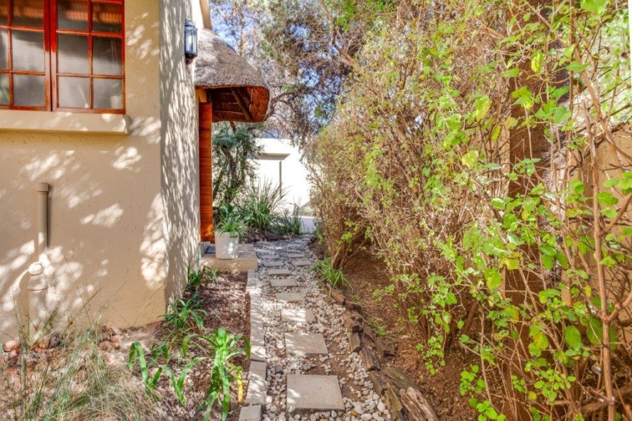 To Let 3 Bedroom Property for Rent in Douglasdale Gauteng