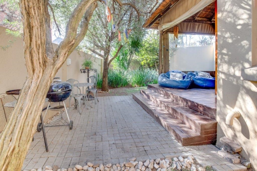 To Let 3 Bedroom Property for Rent in Douglasdale Gauteng