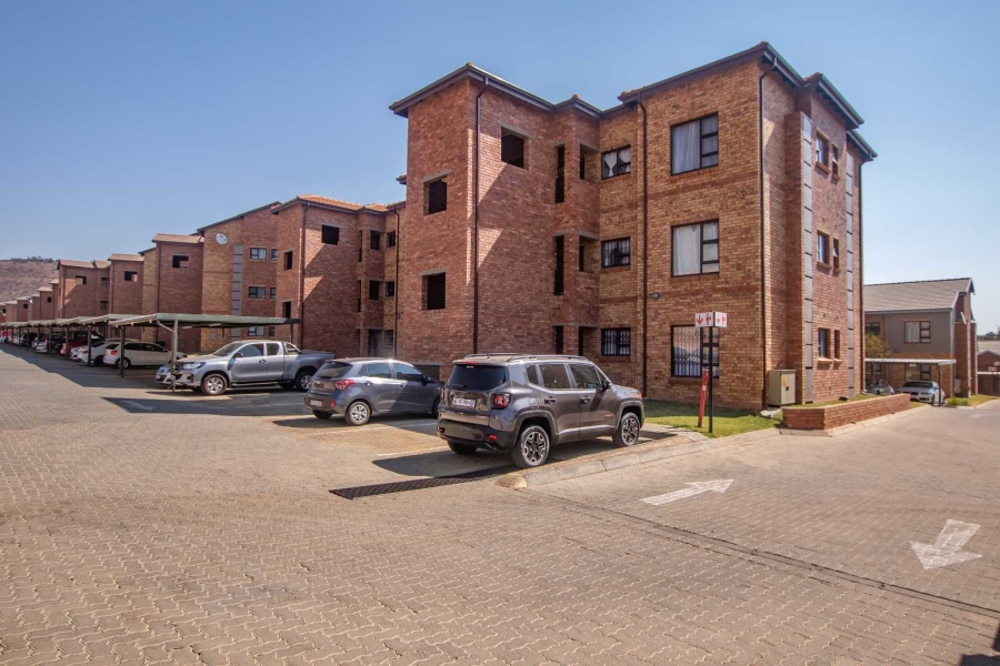 2 Bedroom Property for Sale in Wilgeheuwel Gauteng