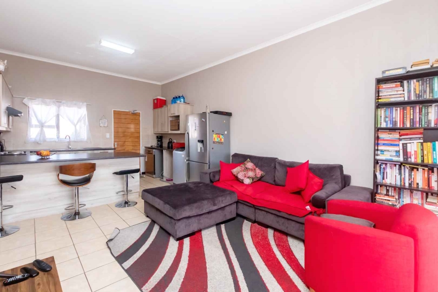 2 Bedroom Property for Sale in Wilgeheuwel Gauteng