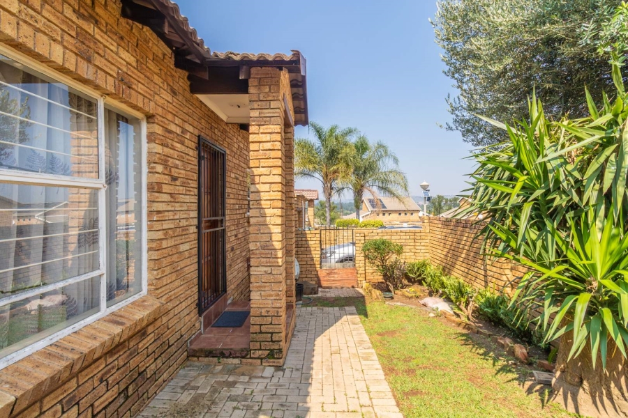 3 Bedroom Property for Sale in Honeypark Gauteng