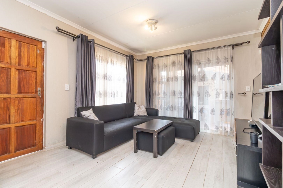 3 Bedroom Property for Sale in Honeypark Gauteng