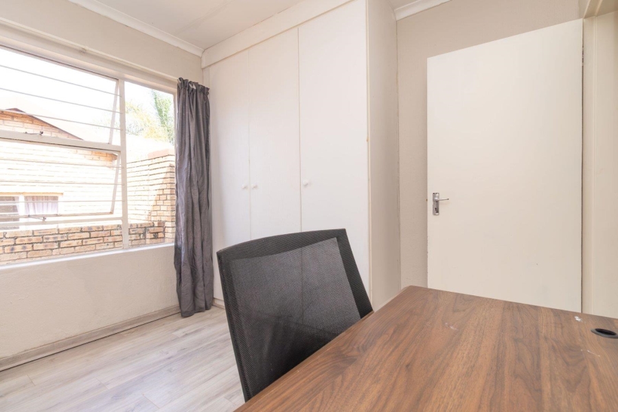3 Bedroom Property for Sale in Honeypark Gauteng