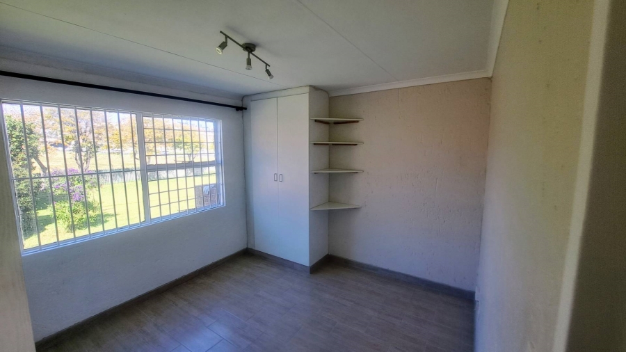 To Let 2 Bedroom Property for Rent in Oakdene Gauteng