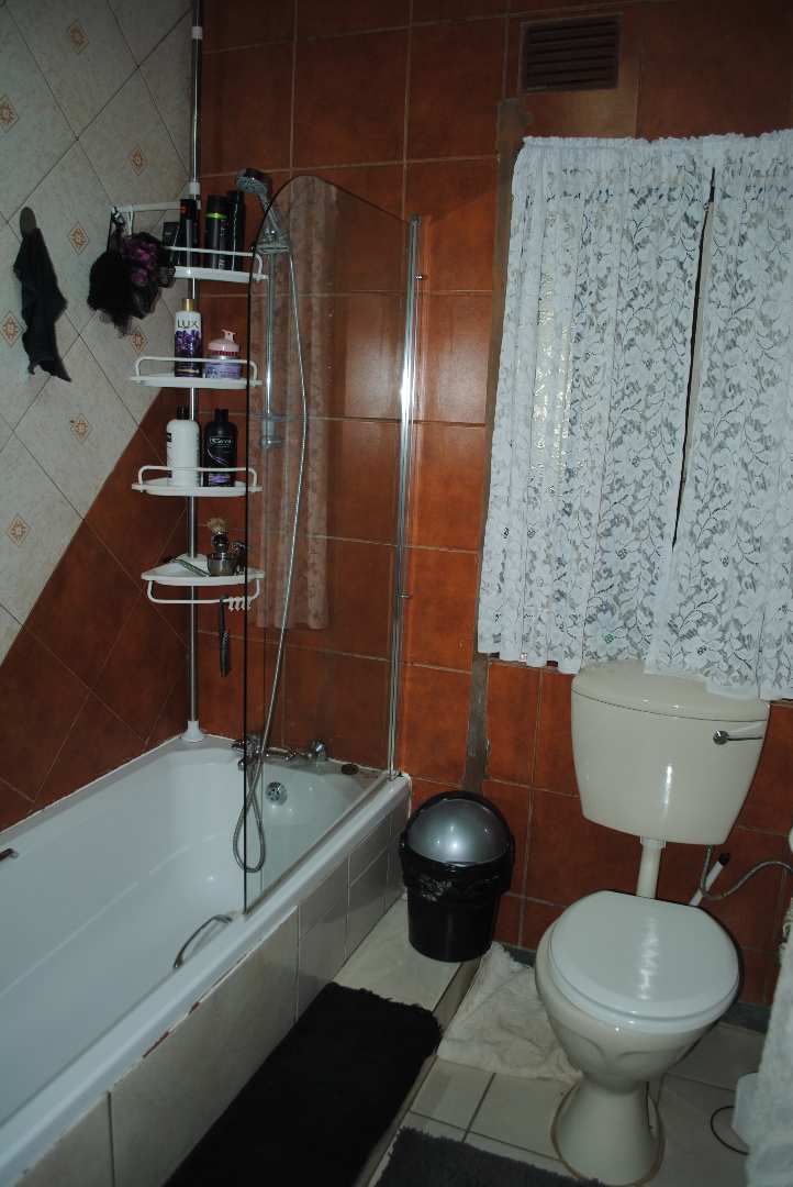 1 Bedroom Property for Sale in Riversdale Gauteng