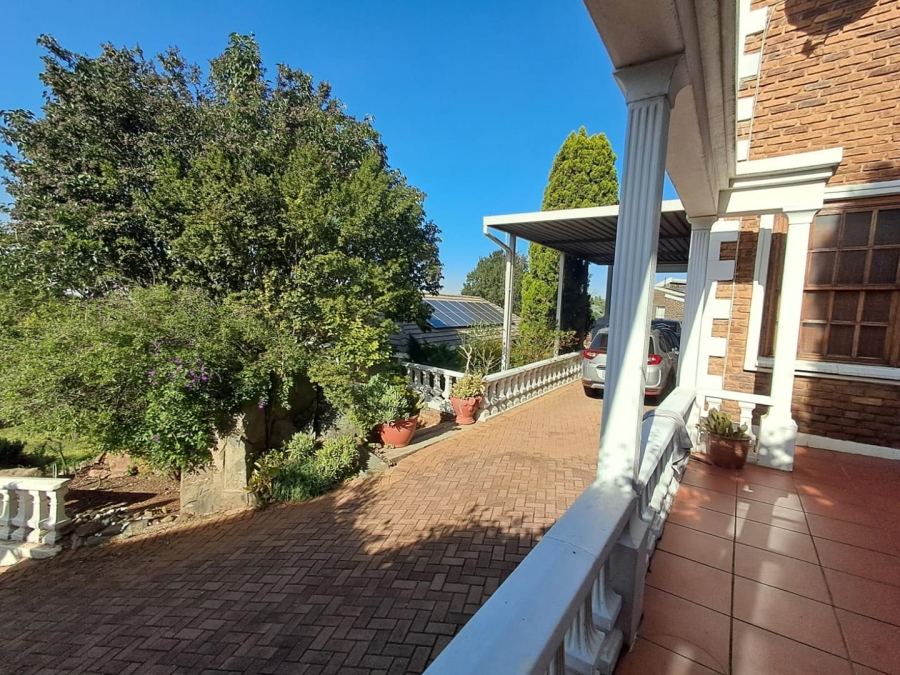 4 Bedroom Property for Sale in Glenvista Gauteng