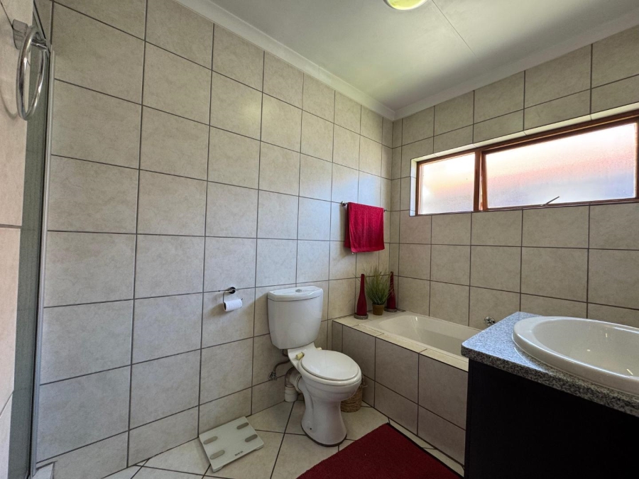 2 Bedroom Property for Sale in Meyersdal Gauteng