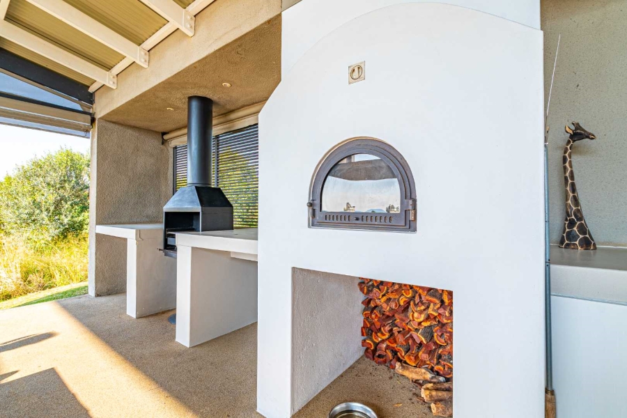 4 Bedroom Property for Sale in Monaghan Farm Gauteng