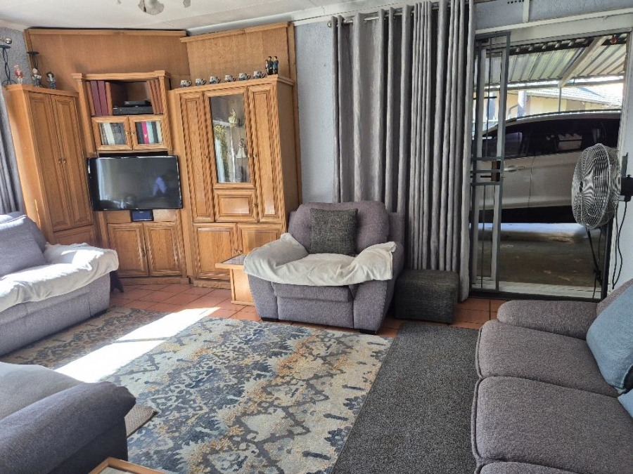 3 Bedroom Property for Sale in Freeway Park Gauteng