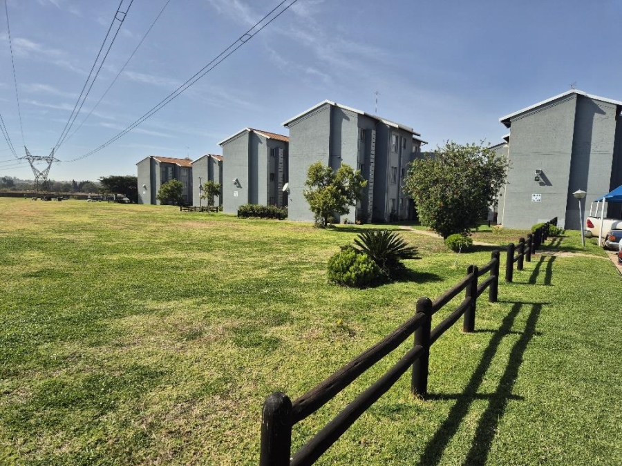 2 Bedroom Property for Sale in Clearwater Estate Gauteng