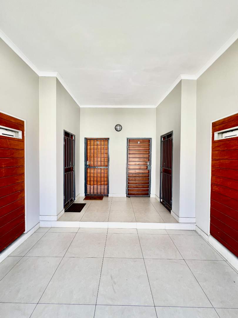 1 Bedroom Property for Sale in Modderfontein Gauteng