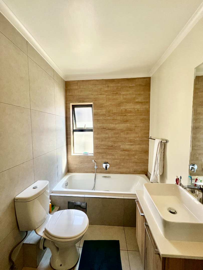 1 Bedroom Property for Sale in Modderfontein Gauteng