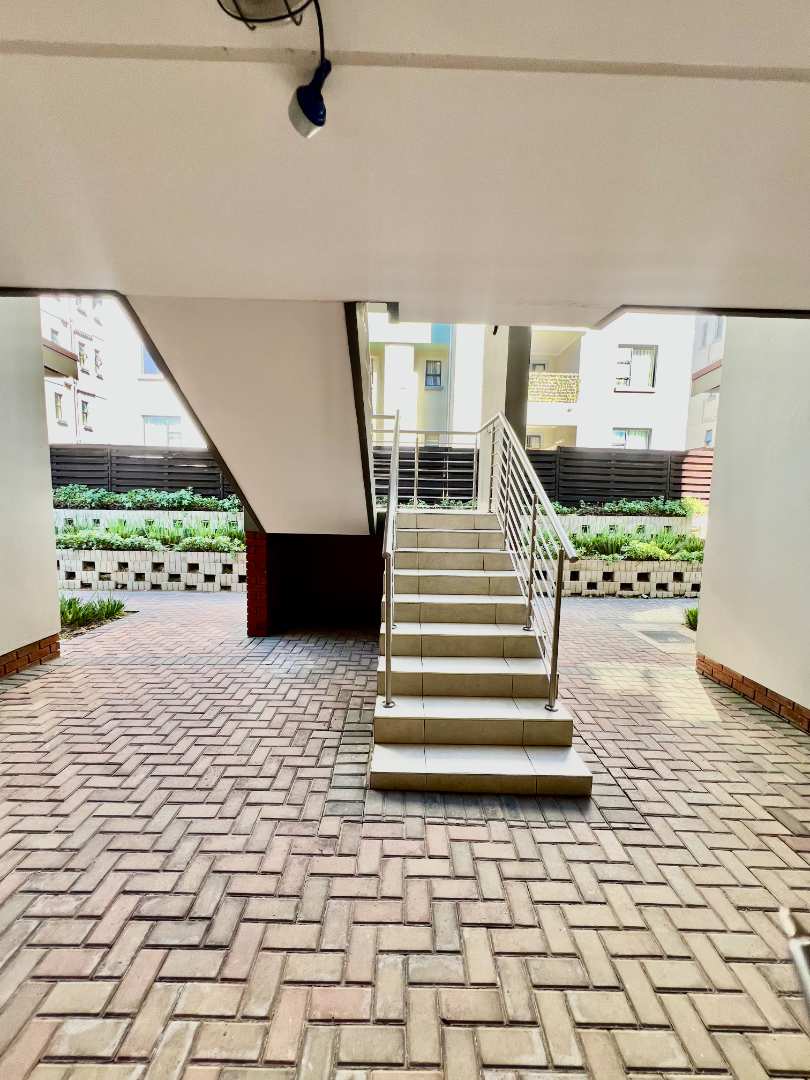 1 Bedroom Property for Sale in Modderfontein Gauteng