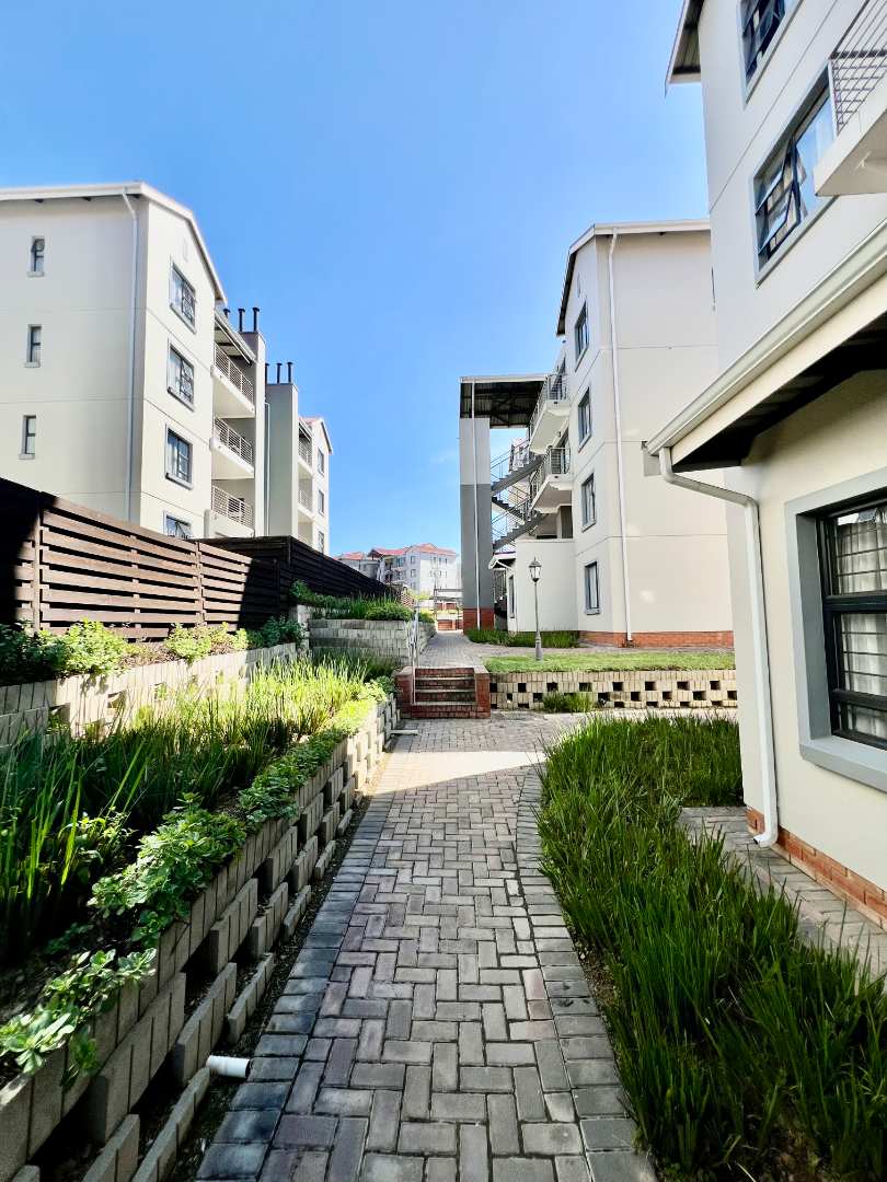 1 Bedroom Property for Sale in Modderfontein Gauteng