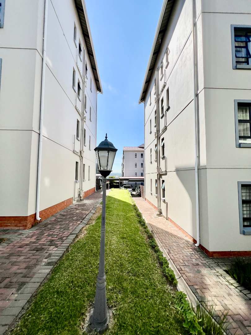 1 Bedroom Property for Sale in Modderfontein Gauteng