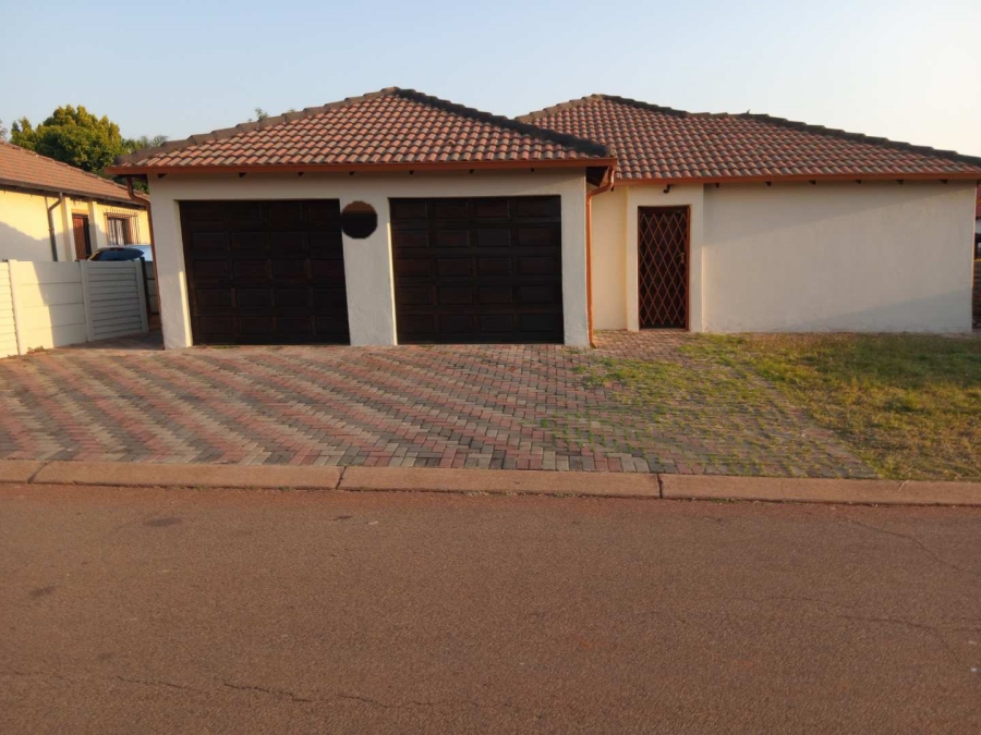3 Bedroom Property for Sale in The Orchards Gauteng