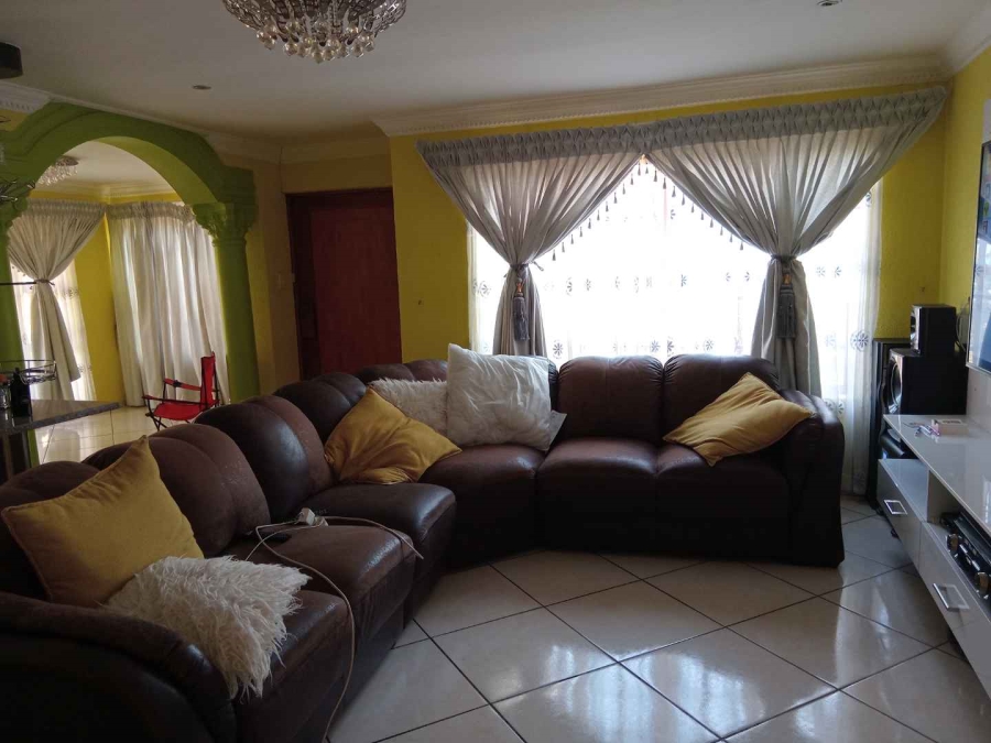 3 Bedroom Property for Sale in The Orchards Gauteng