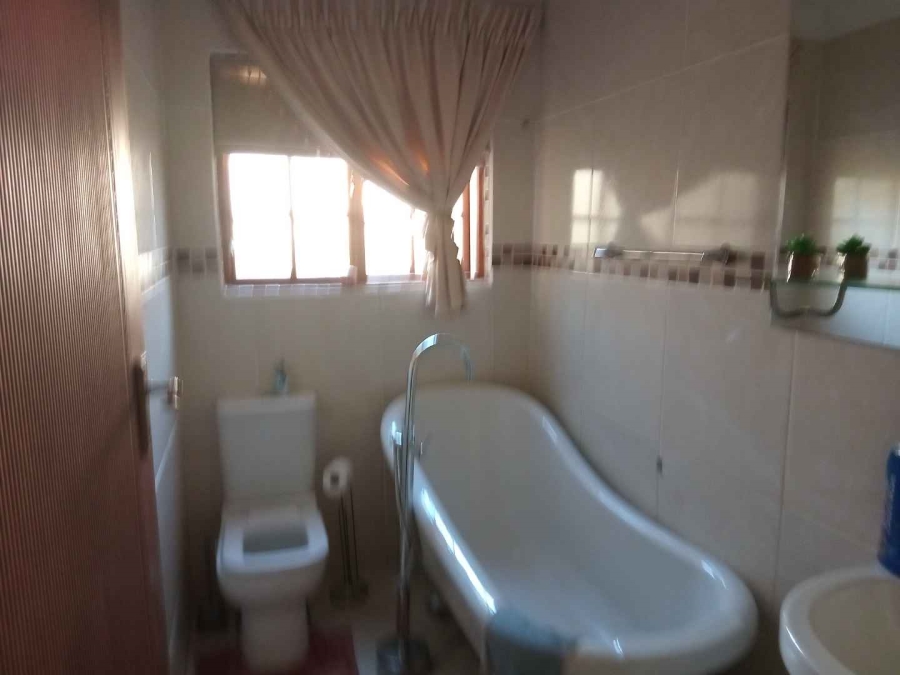 3 Bedroom Property for Sale in The Orchards Gauteng