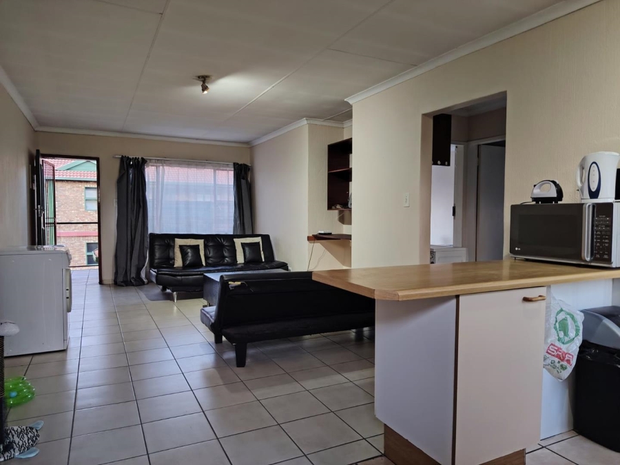 2 Bedroom Property for Sale in Moregloed Gauteng
