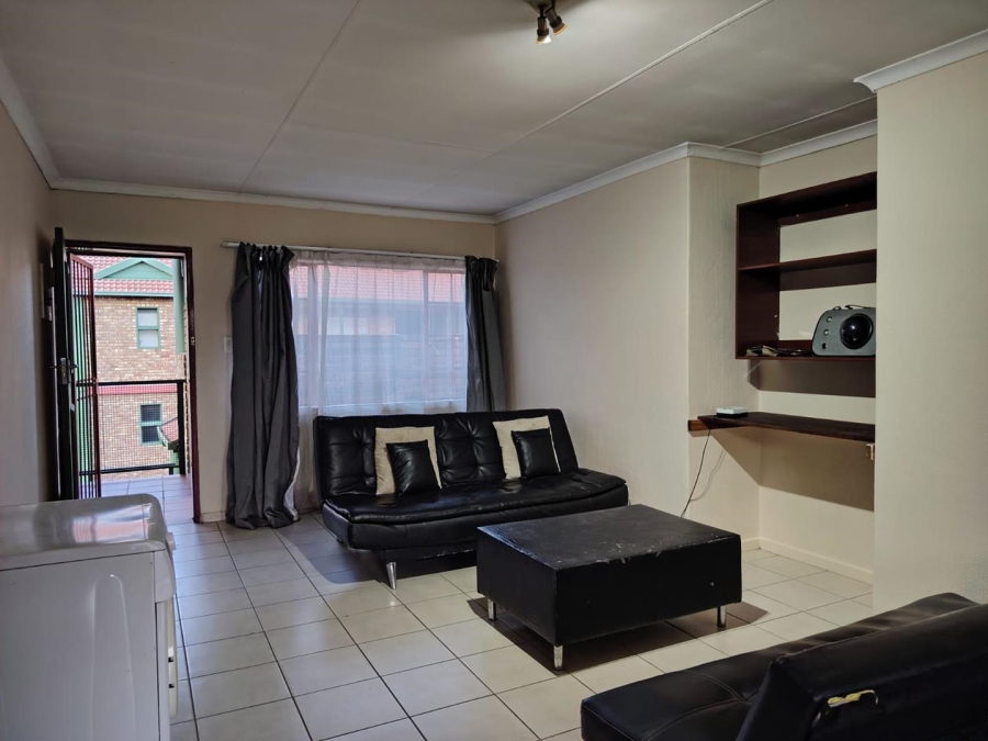 2 Bedroom Property for Sale in Moregloed Gauteng