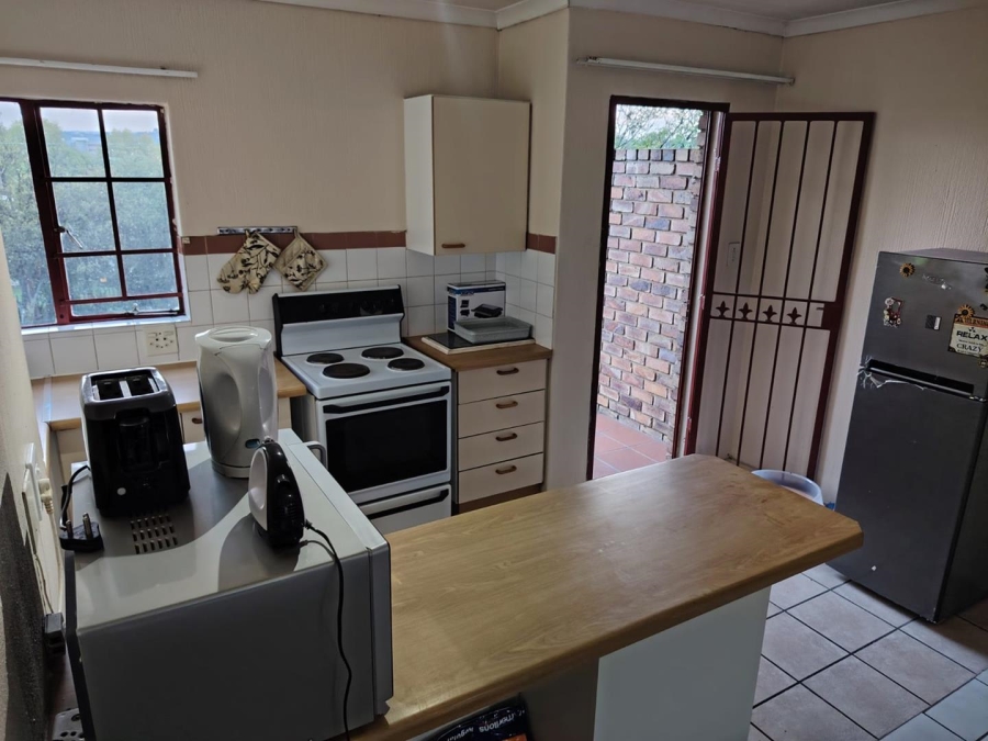 2 Bedroom Property for Sale in Moregloed Gauteng