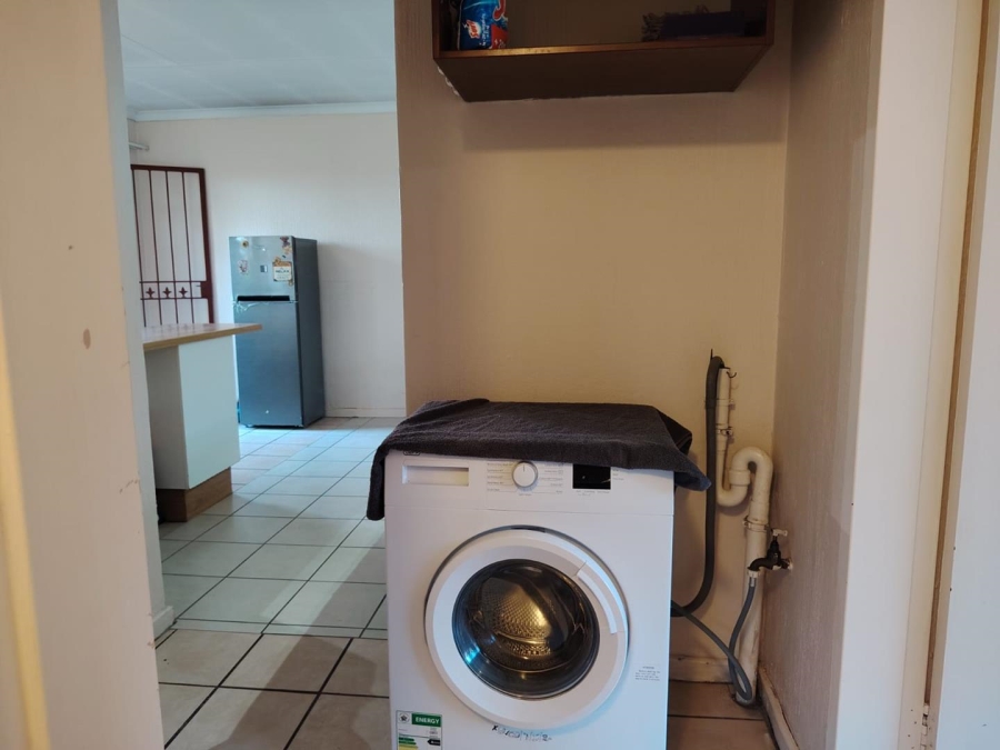 2 Bedroom Property for Sale in Moregloed Gauteng