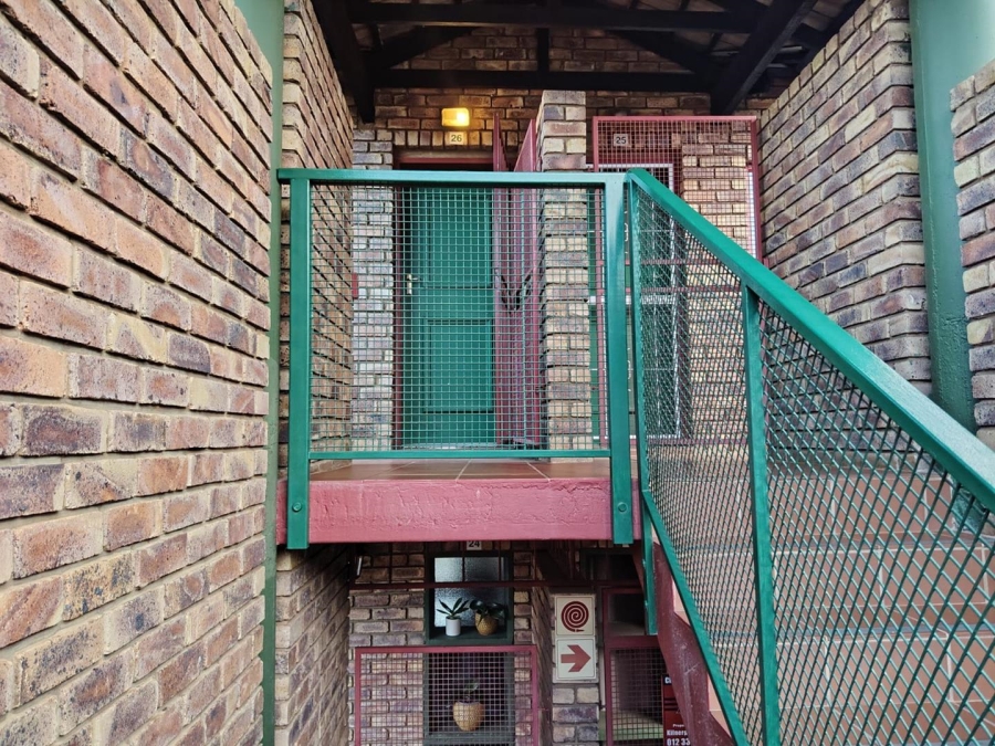 2 Bedroom Property for Sale in Moregloed Gauteng