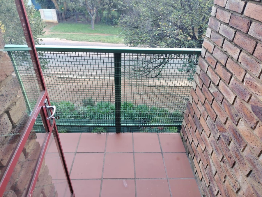 2 Bedroom Property for Sale in Moregloed Gauteng