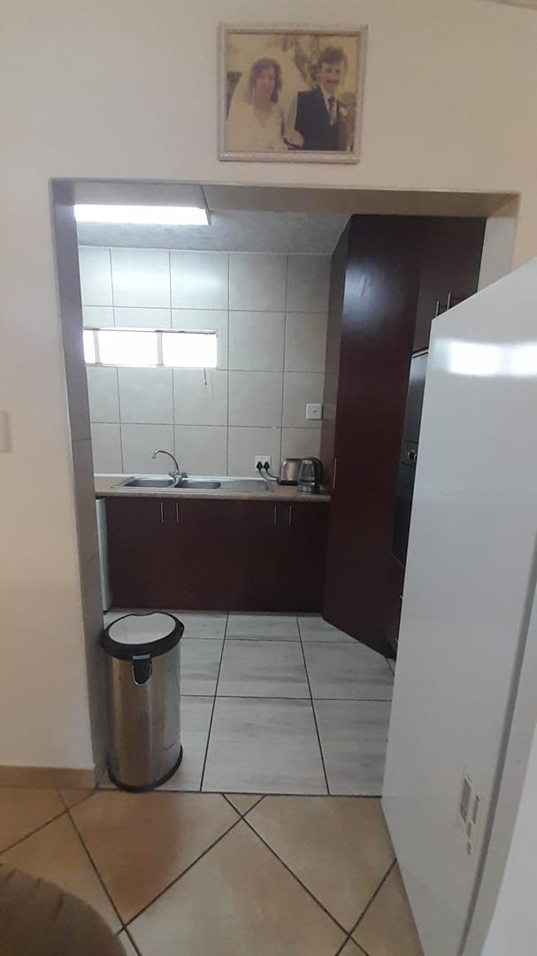 2 Bedroom Property for Sale in Glen Marais Gauteng