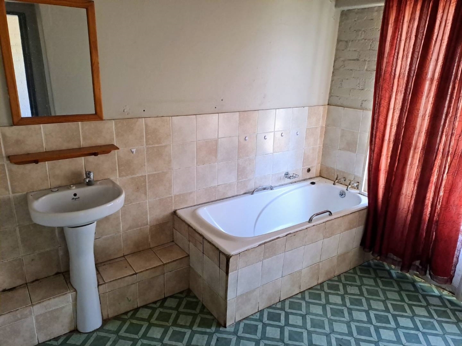 3 Bedroom Property for Sale in Capital Park Gauteng