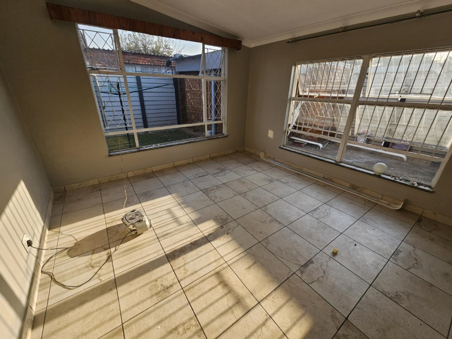 To Let 2 Bedroom Property for Rent in Daspoort Gauteng